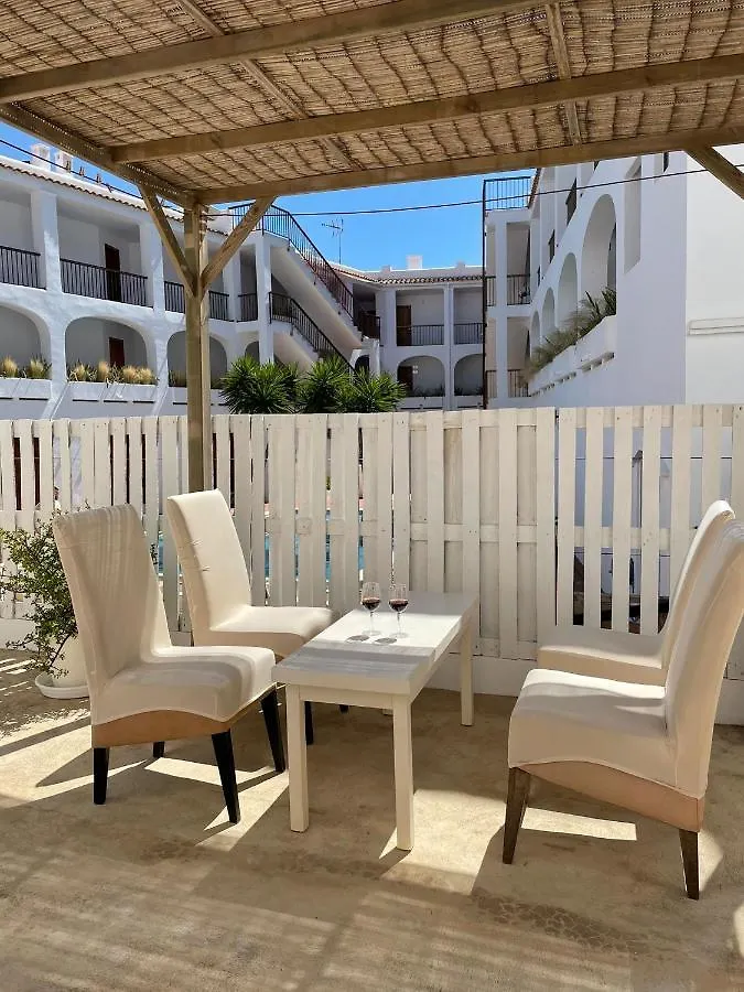 Apartment Apartamentos Torres Cardona Cala Llonga  Spain